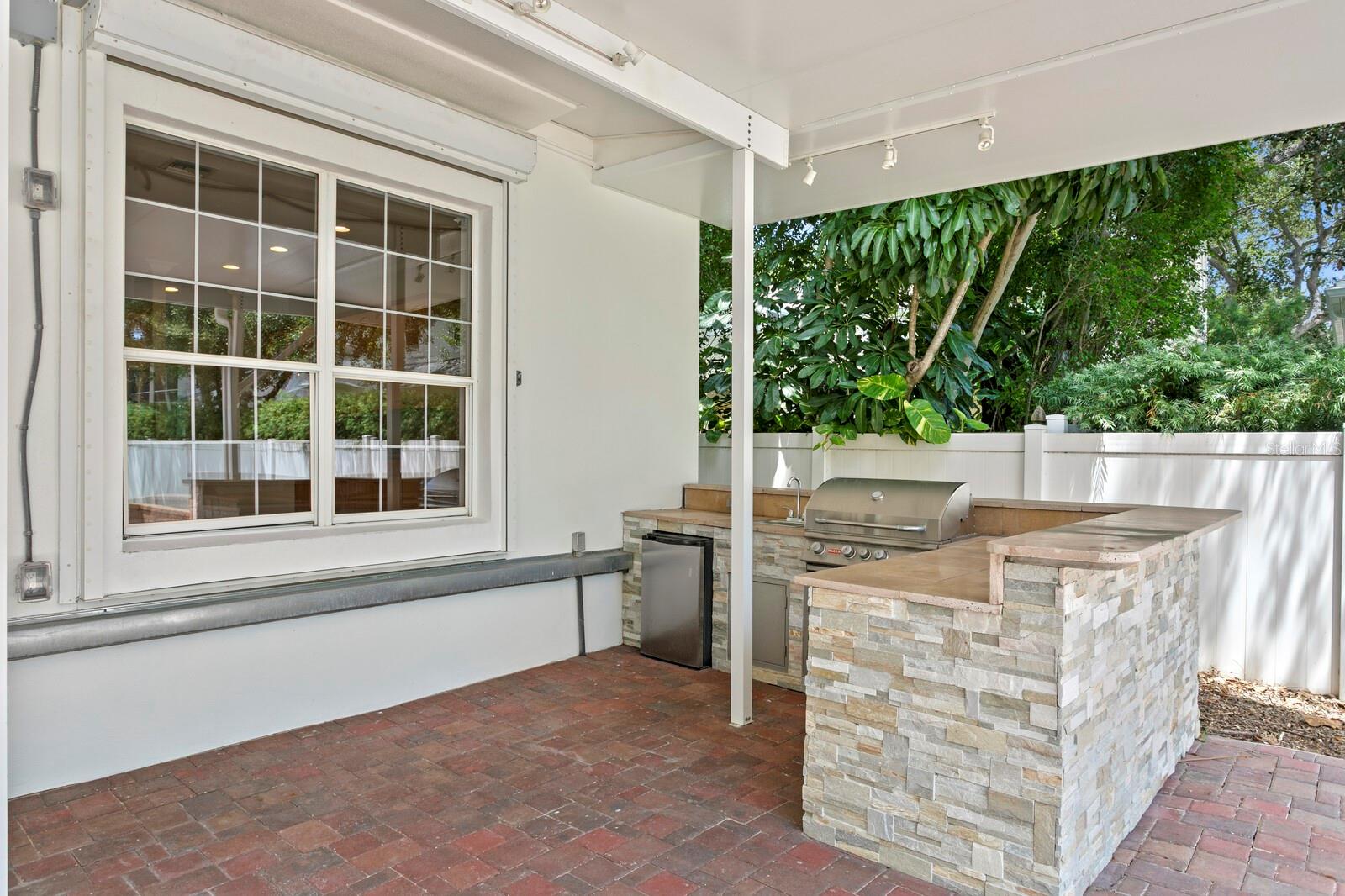 Brick paver lanai
