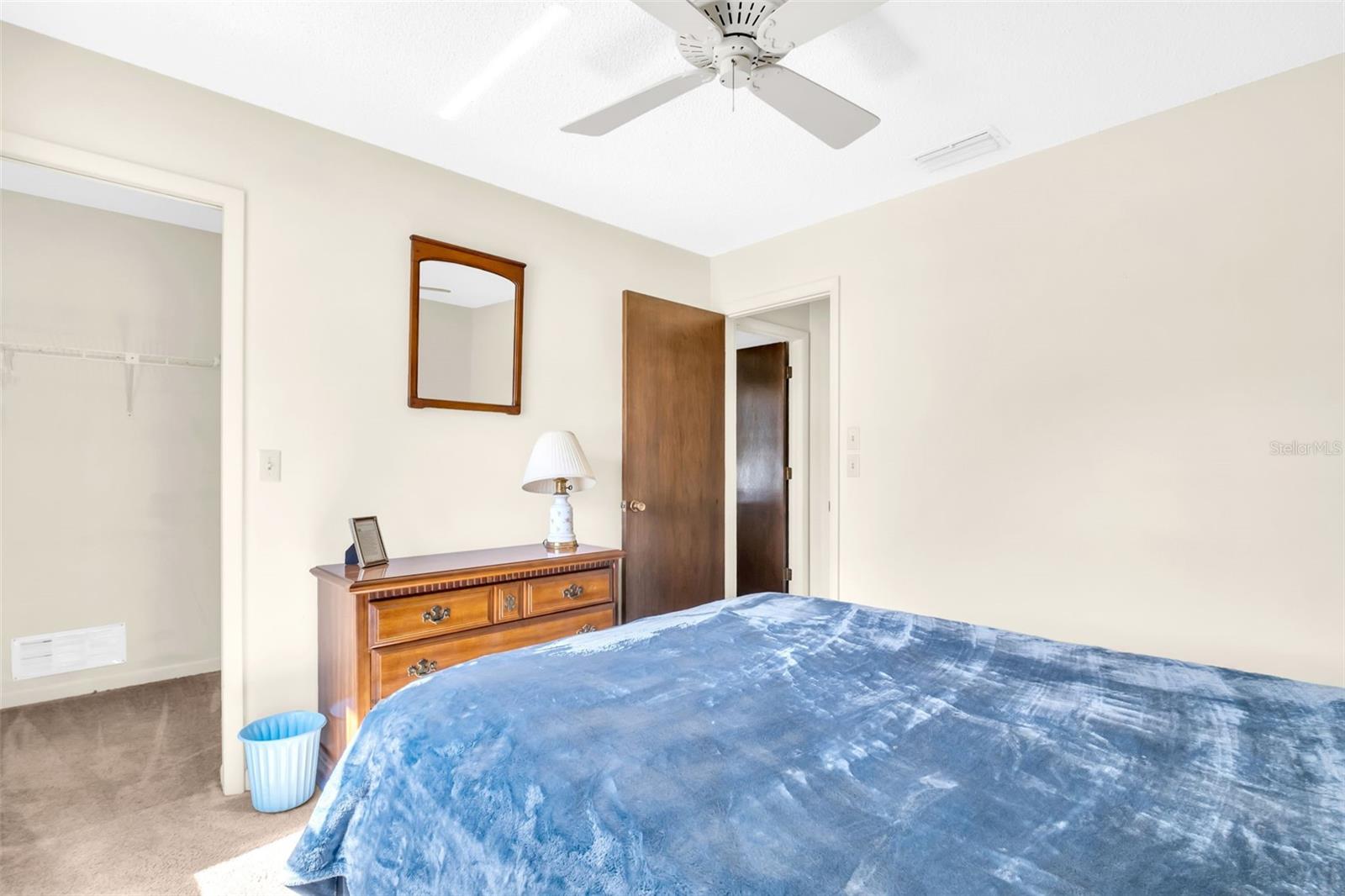 guest room 1