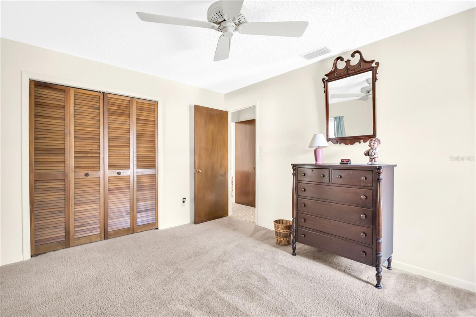 guest room 2