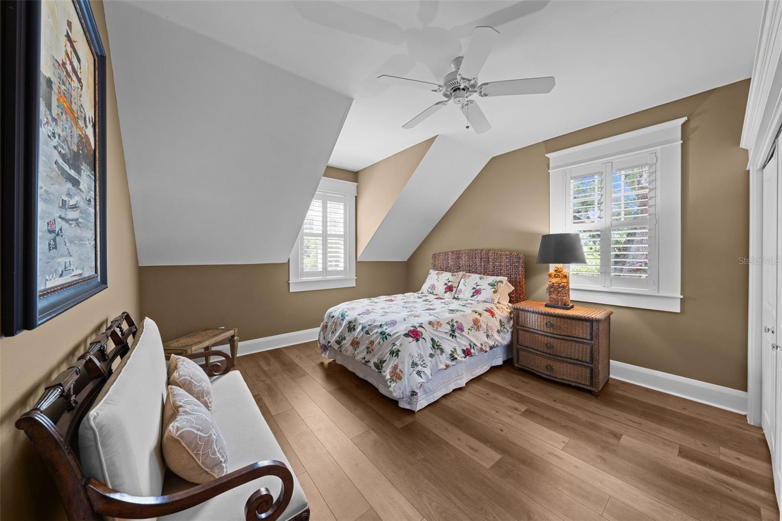 Bedroom 5 is at the end of the hall