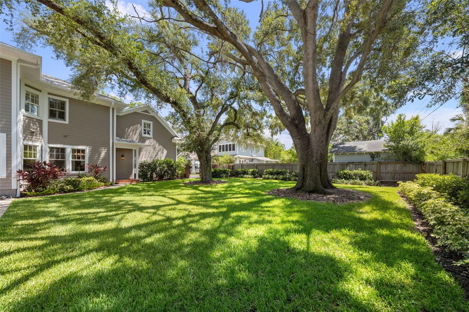 or play a game of catch in the massive yard, its all possible here!