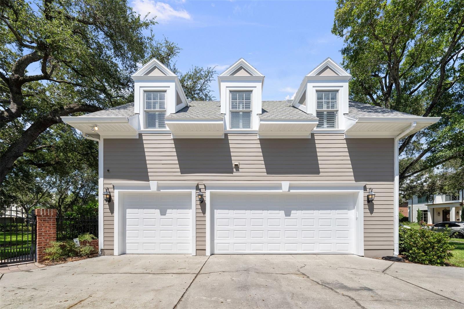 One more look at that fabulous garage!