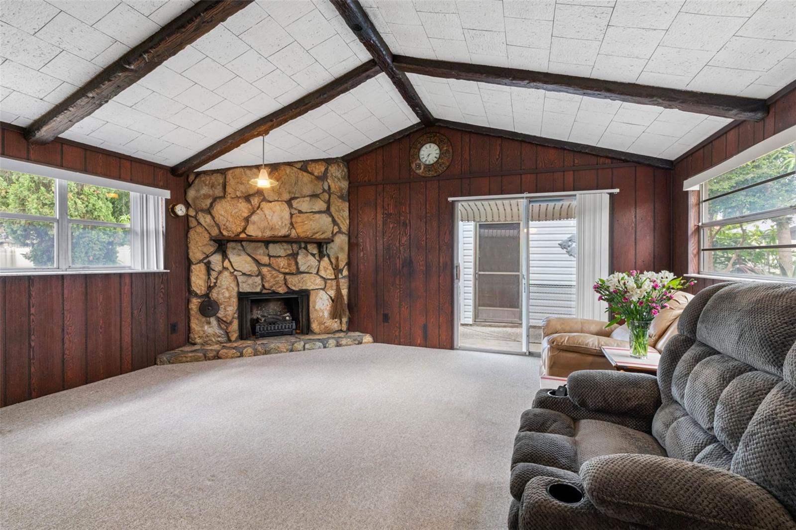 Second living room