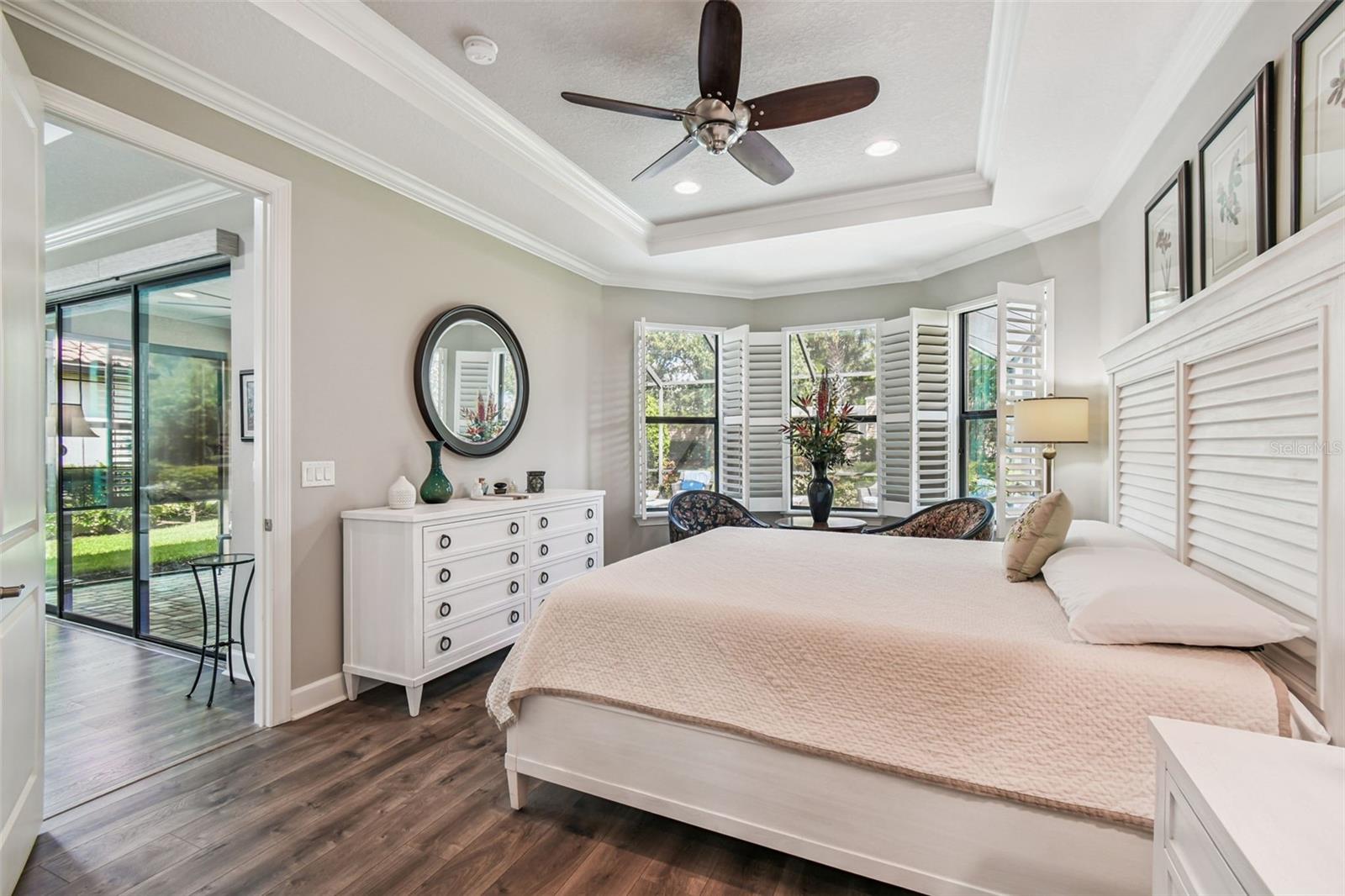 Ample space and privacy for relaxation