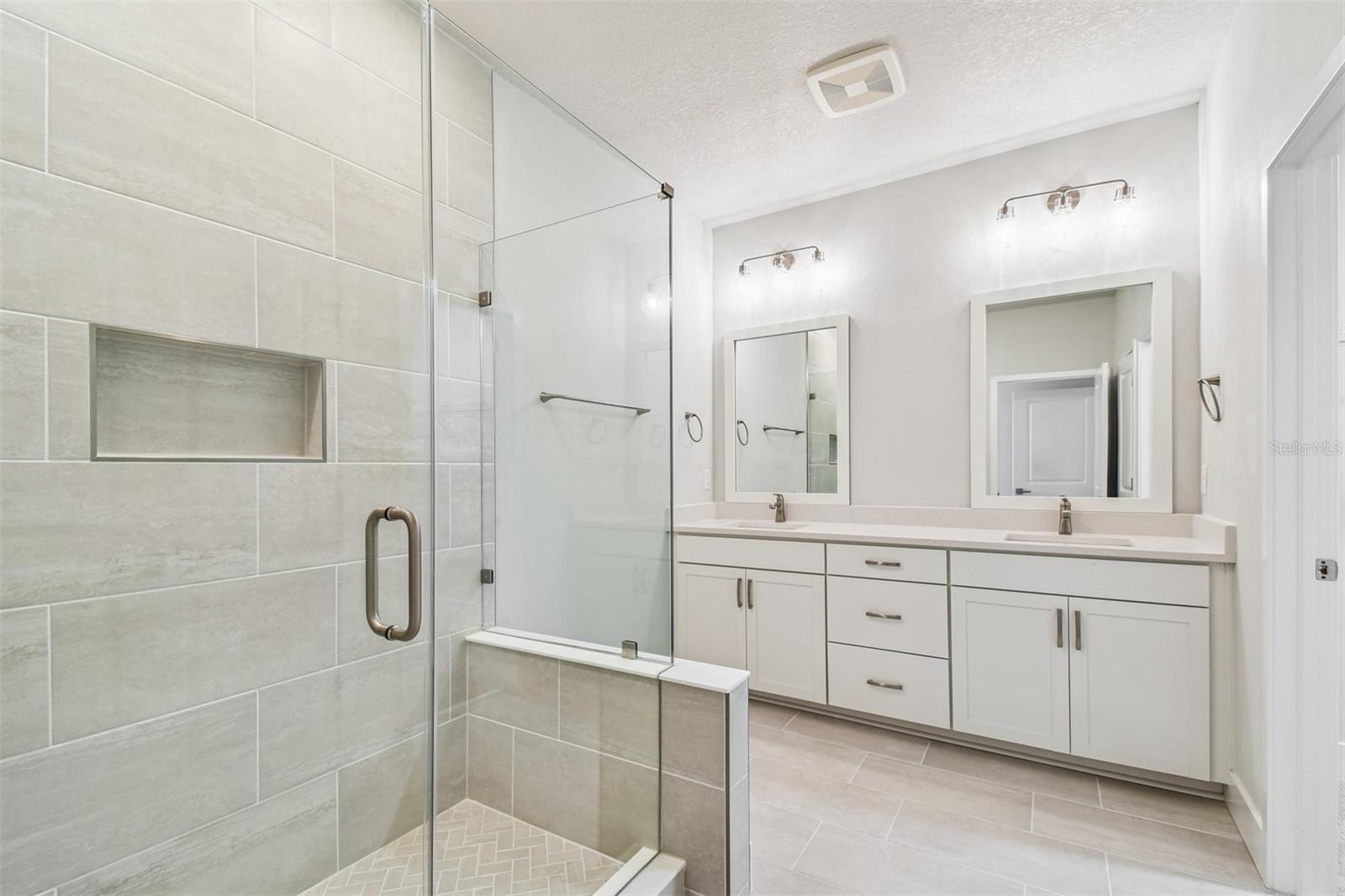 Owner's Bath