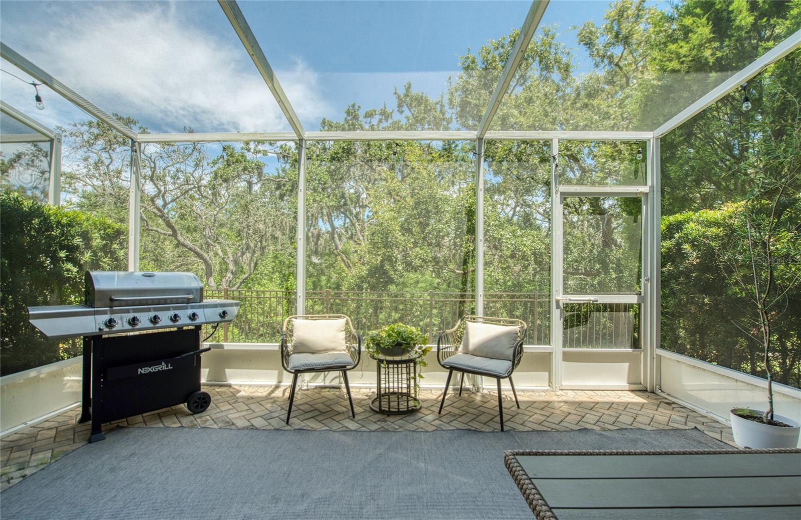Screened-in Patio