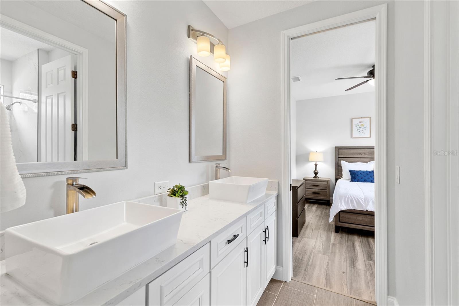 Second Bathroom-Jack-n-Jill