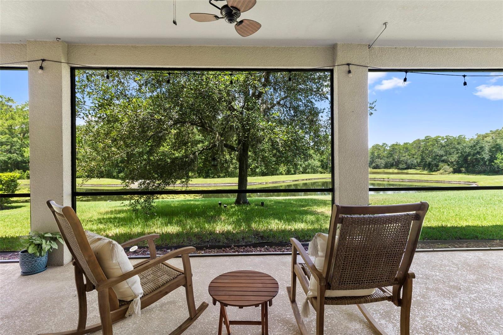 Screened Porch-Views Of Pond