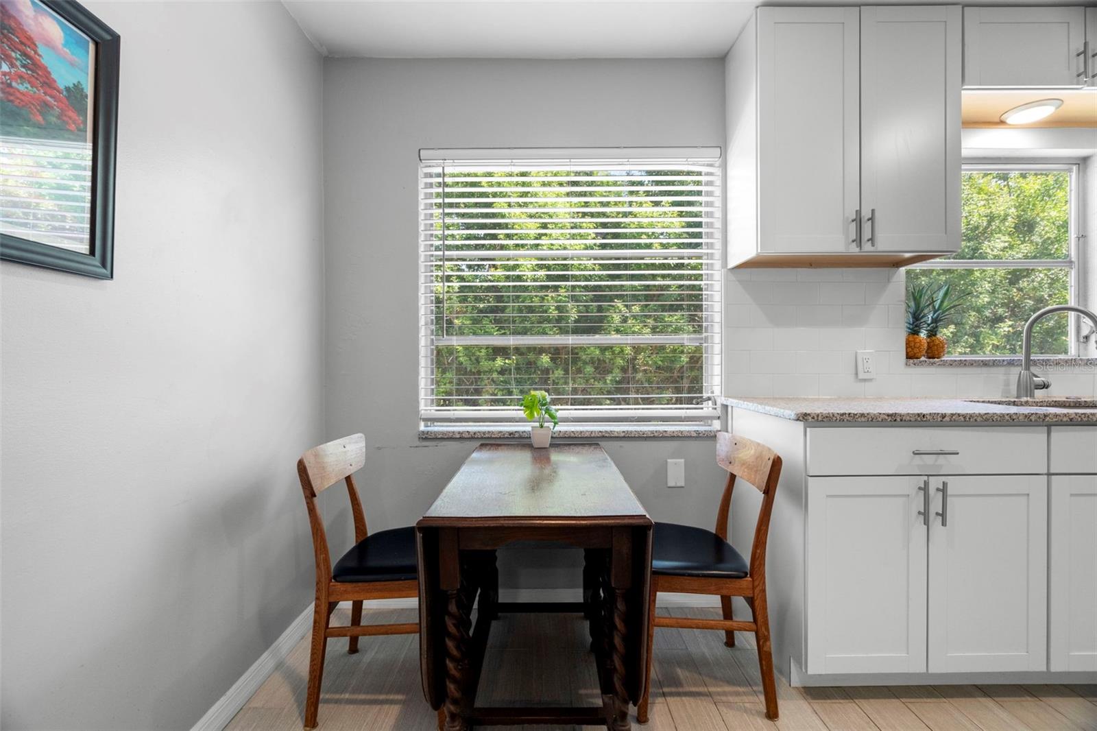 Plenty of space for a dining table