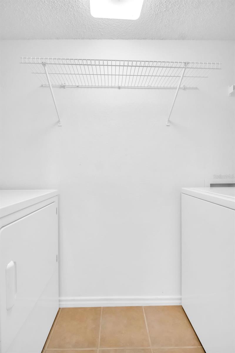 Laundry Closet - Full Size