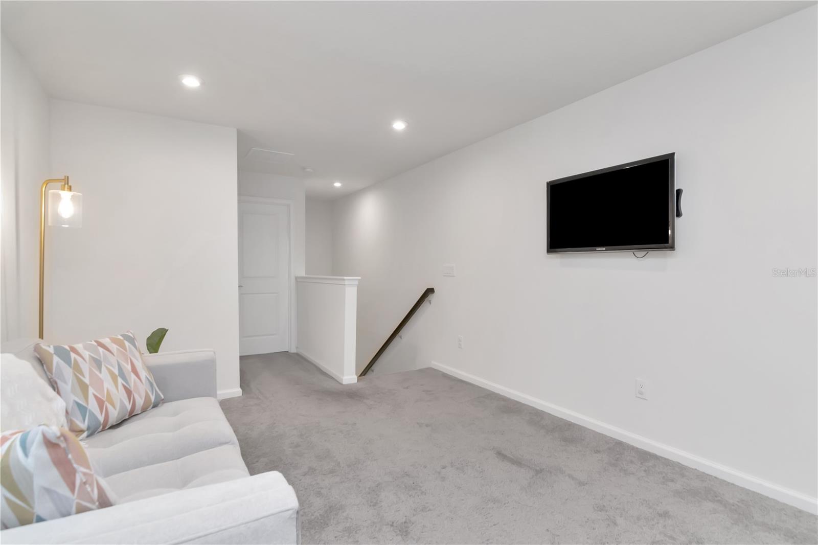 Open Loft Space Upstairs
