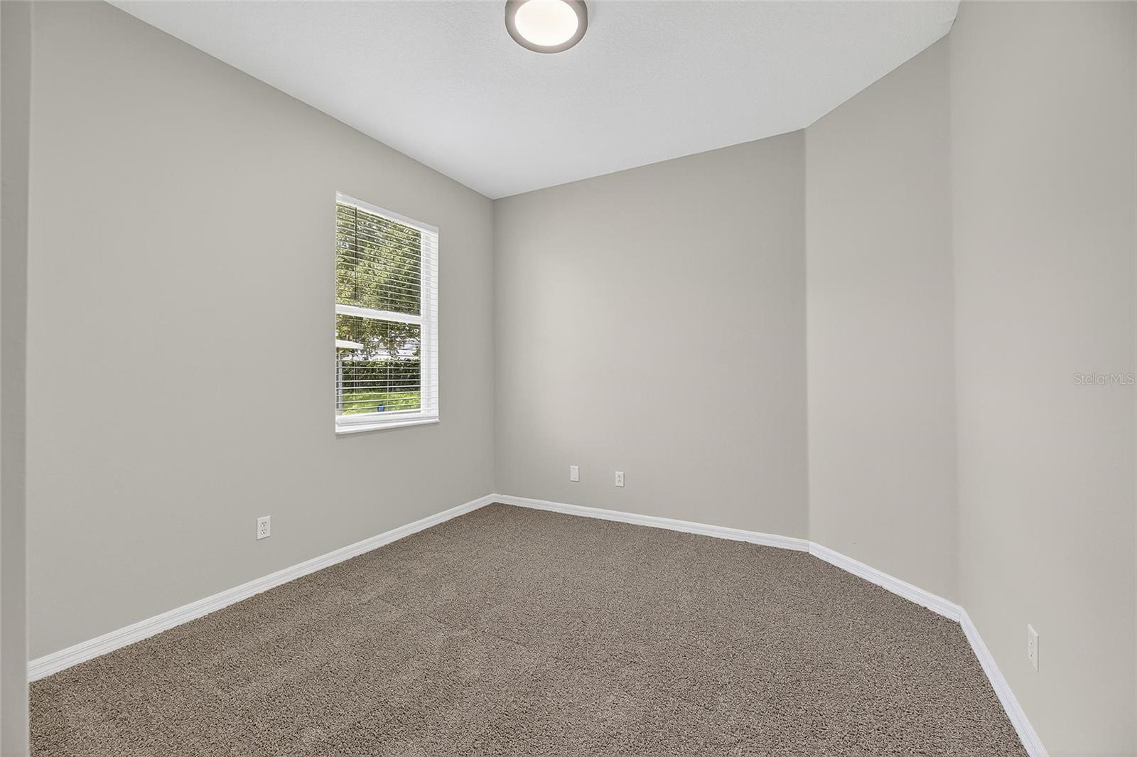 Bedroom 3 (First floor)