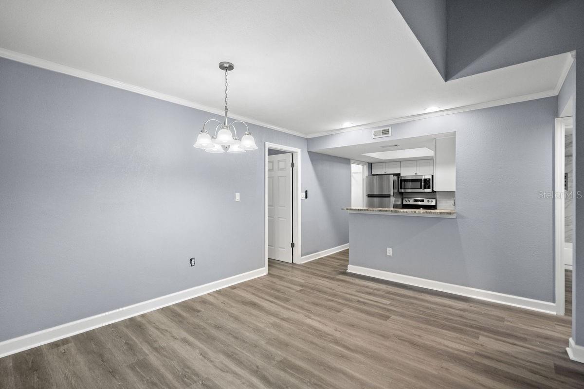 Kitchen / Dining