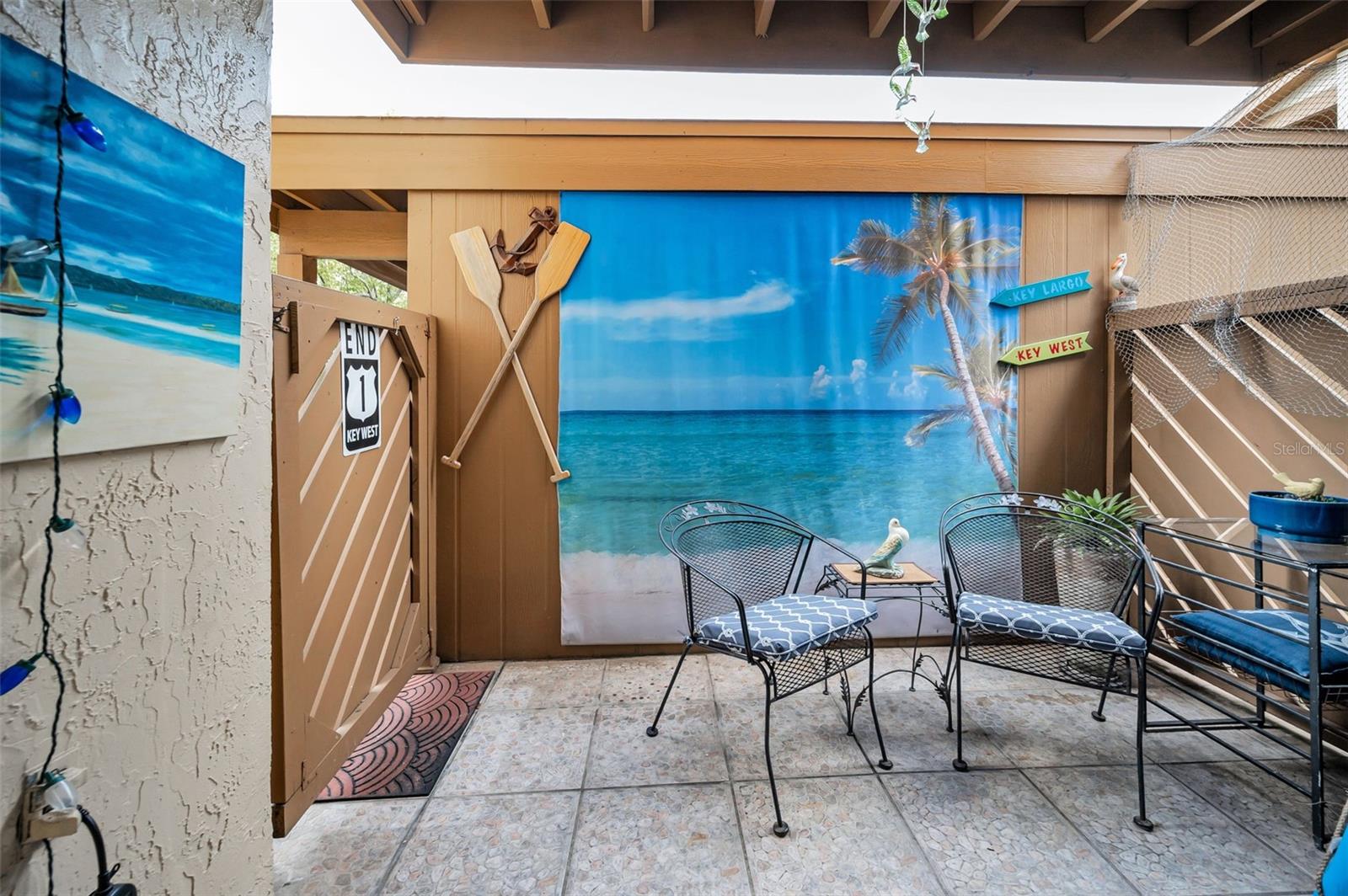 Inviting Front Lanai