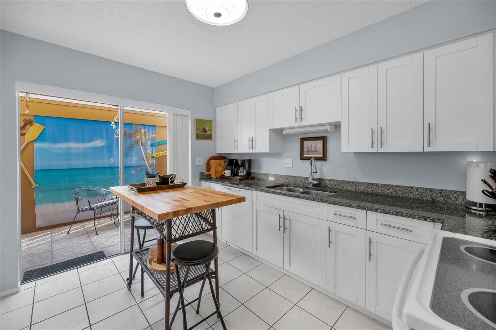 Kitchen Island Will Stay