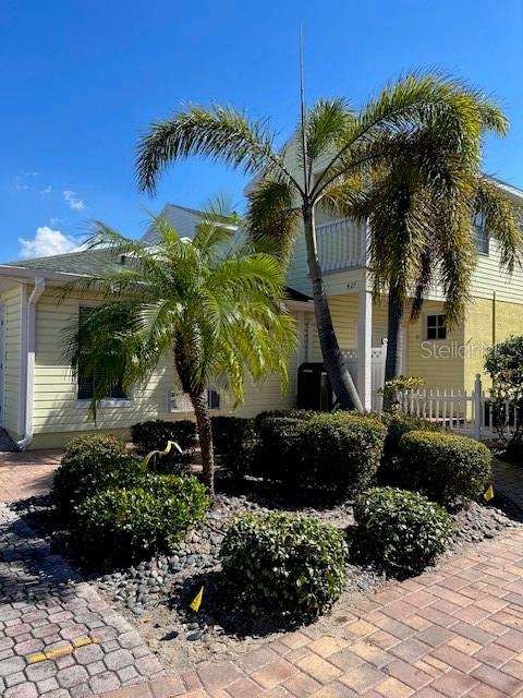 Key West style vibe.