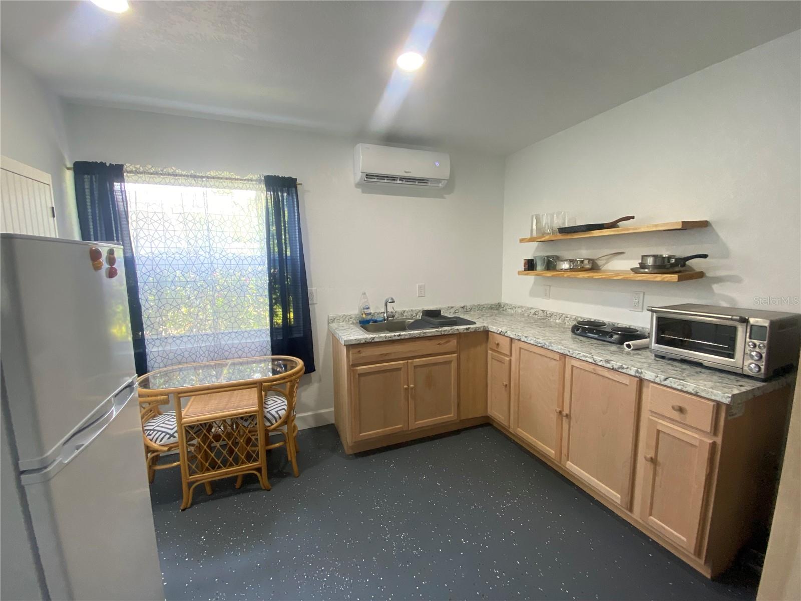 Studio Apartment/In-Law/guest suite