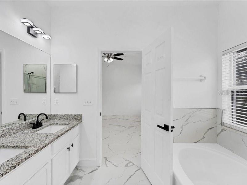 second bath room