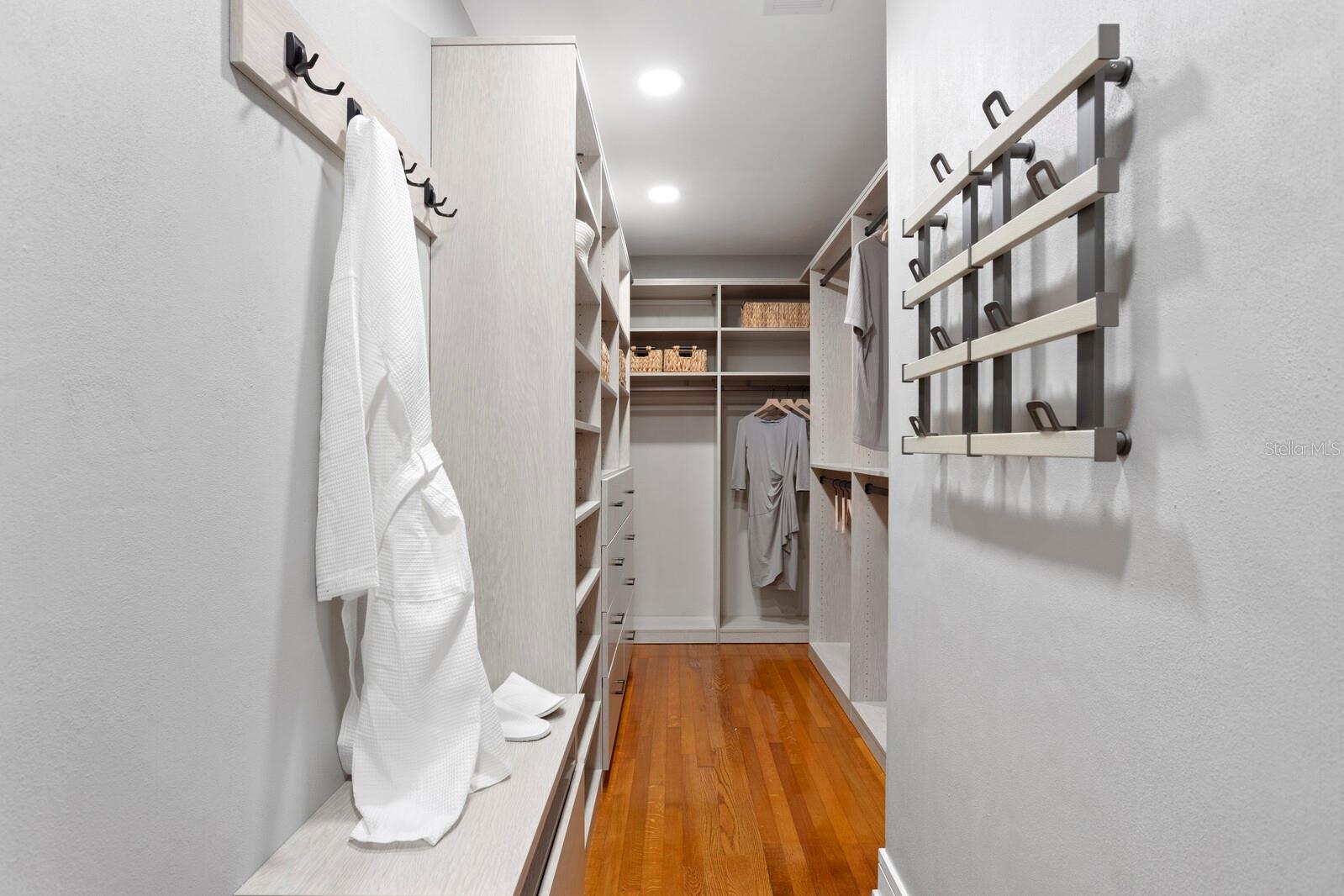 Custom walk-in closet for maximum use