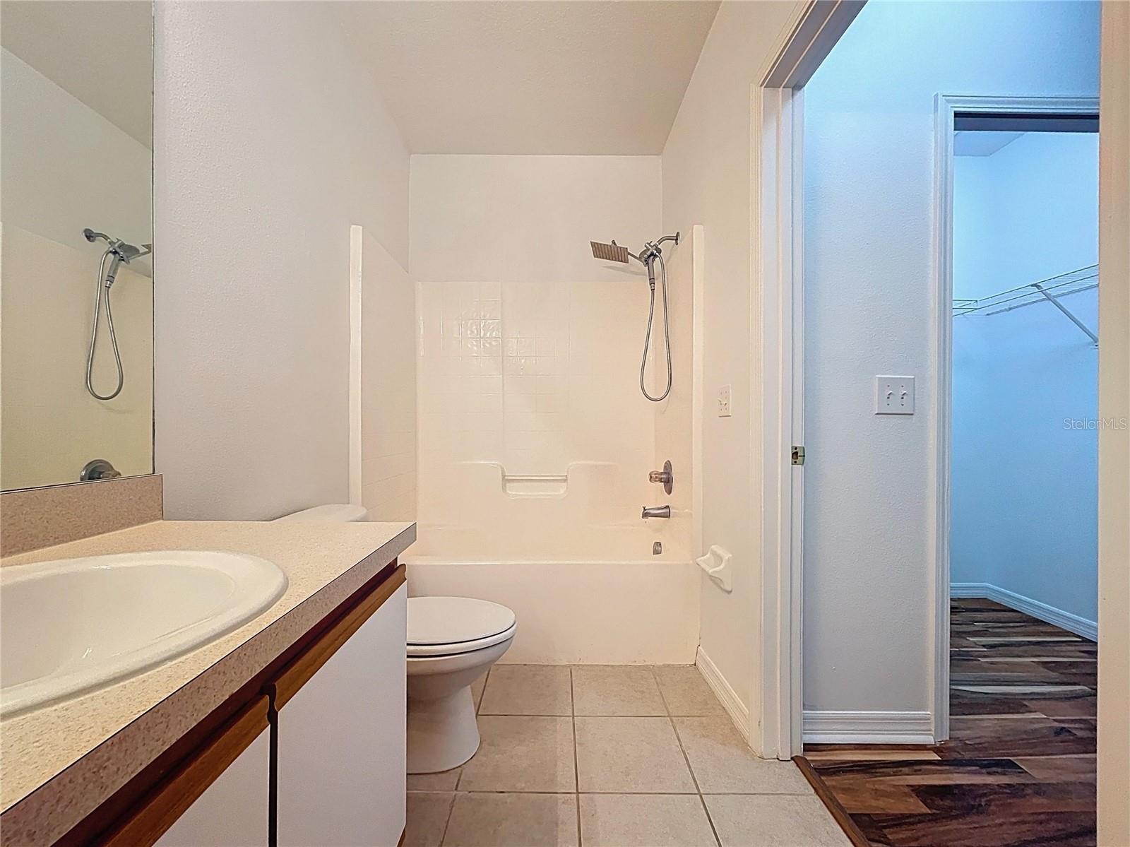 Primary bath