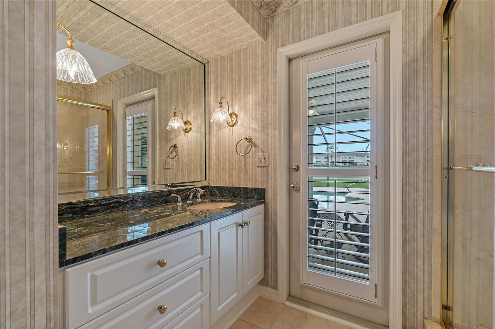 DOWNSTAIRS FULL BATHROOM ~ GREAT FOR A POOL BATH!