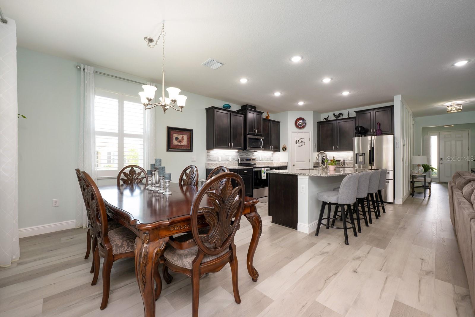 Kitchen / dining area