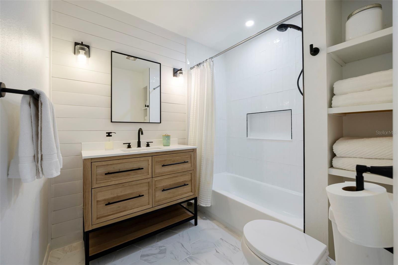 Shiplap and hexagon tiles! Chefs kiss!