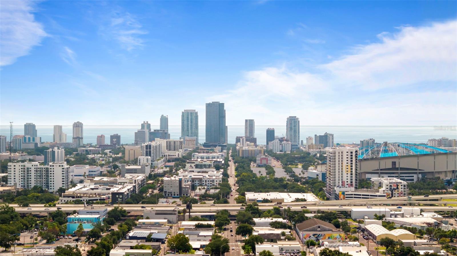 SO CLOSE to downtown St. Pete!