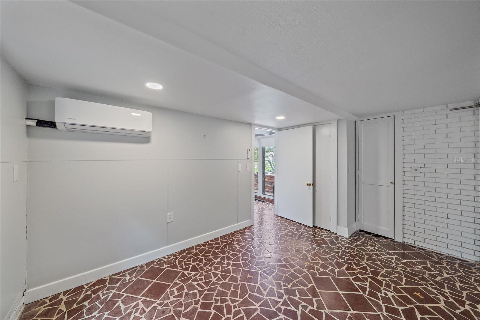 In-Law / Guest Suite
