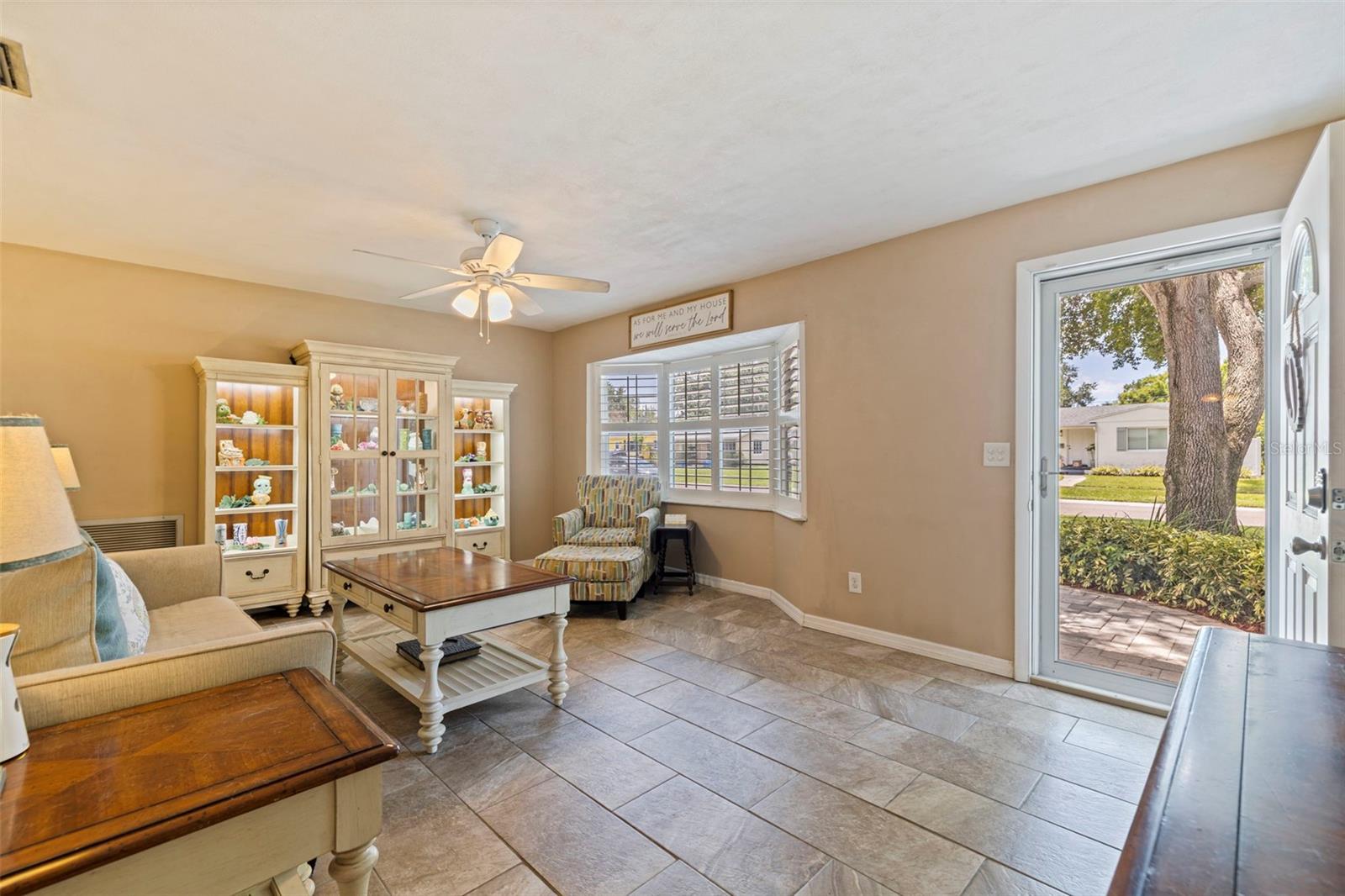 Light and bright front living room