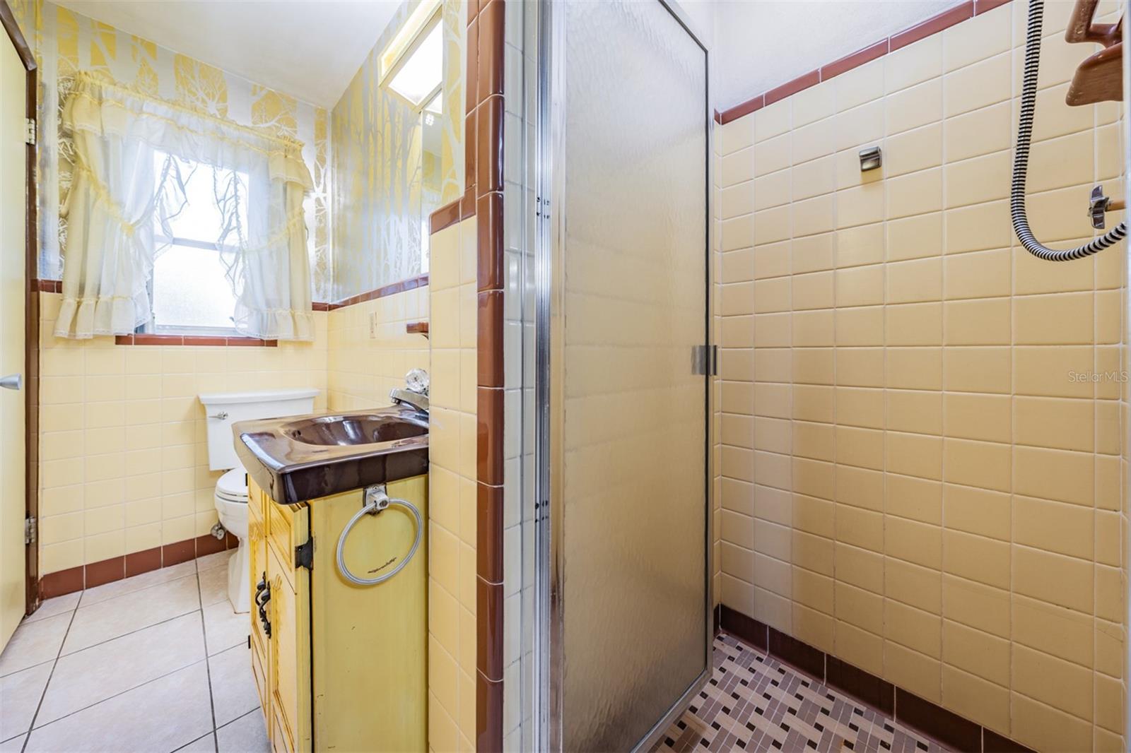 Bathroom 2