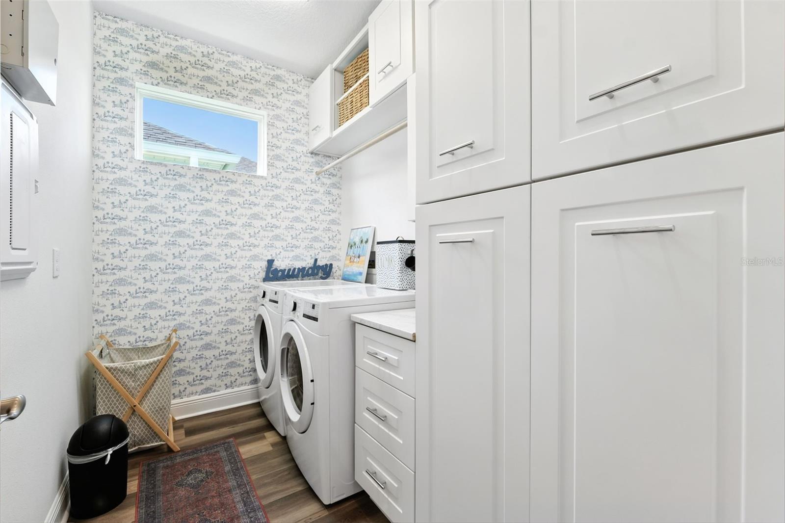 Custom Upgraded Laundry Room
