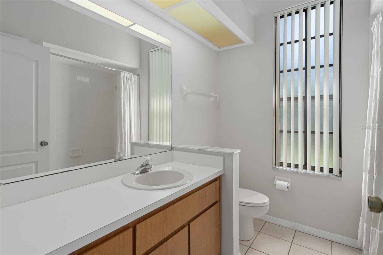 bathroom2