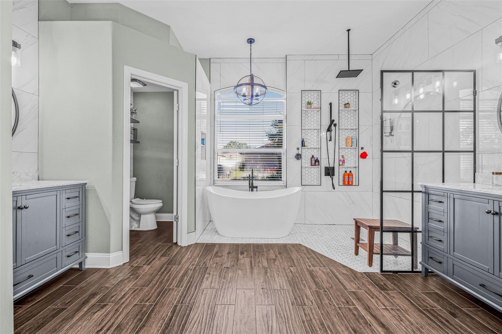 Primary Ensuite Bathroom