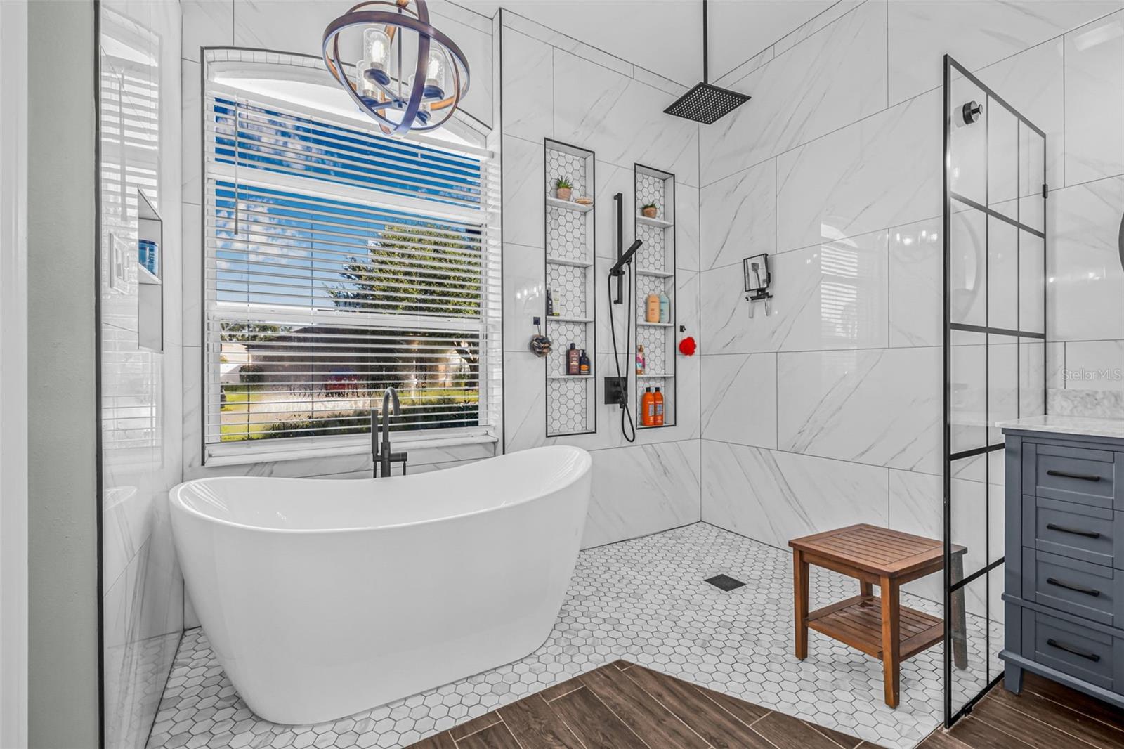 Primary Ensuite Bathroom
