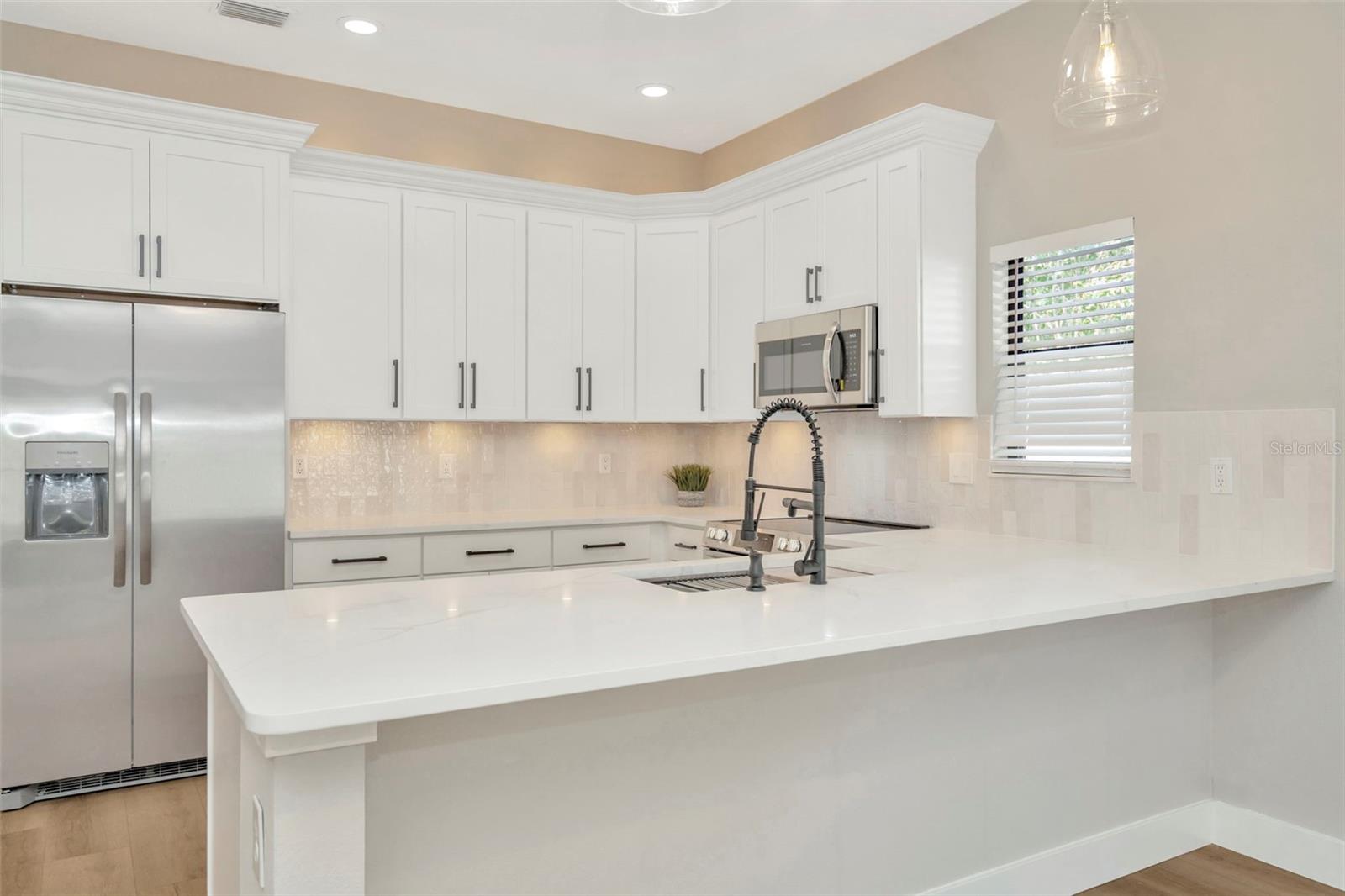Check out this gorgeous kitchen