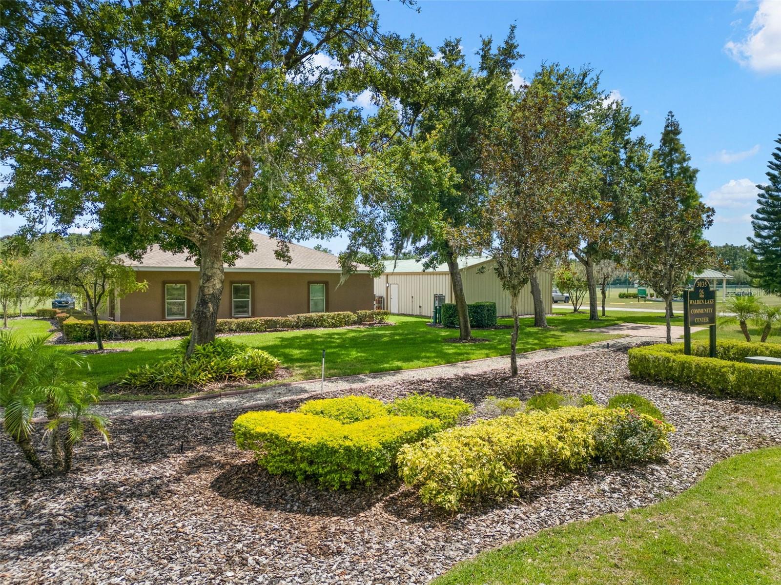 Clubhouse2