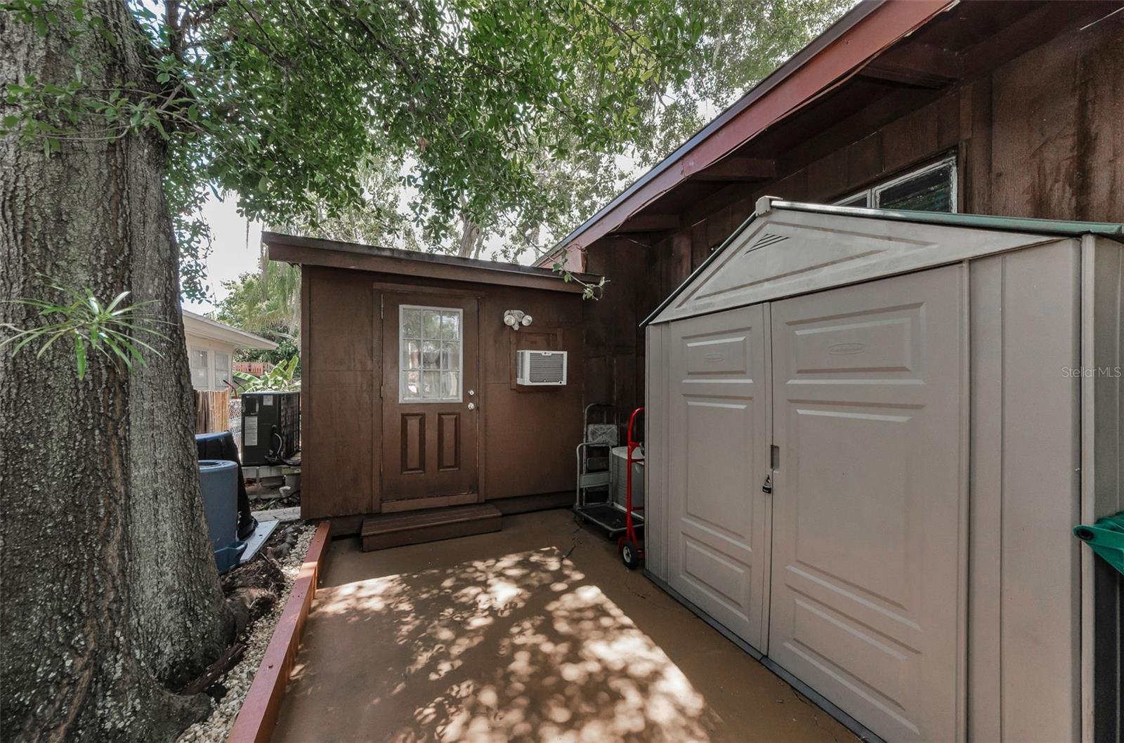left exterior side of home