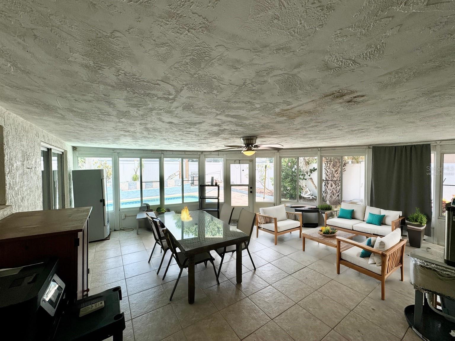 Virtually staged Florida room