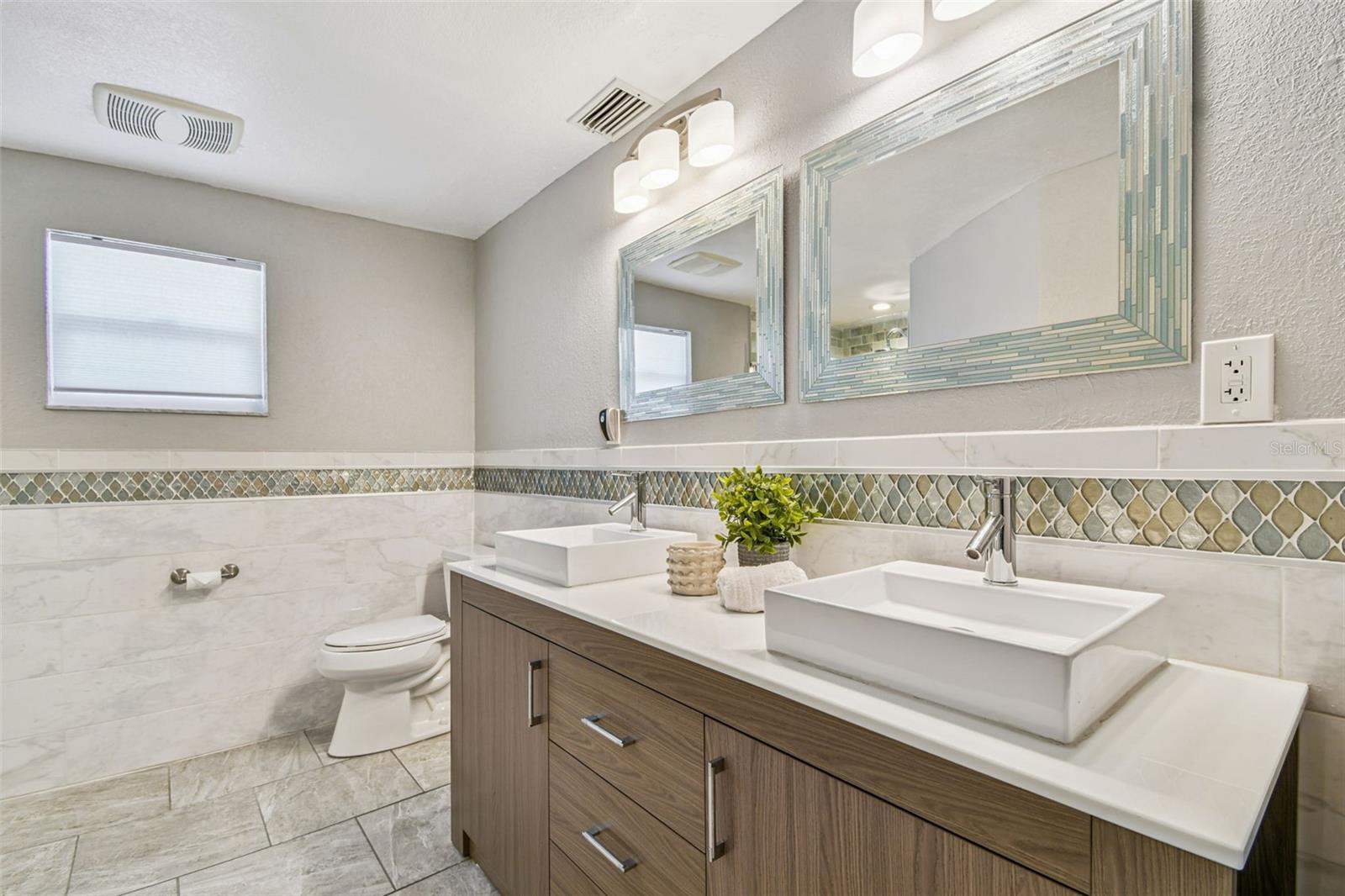 Primary bath