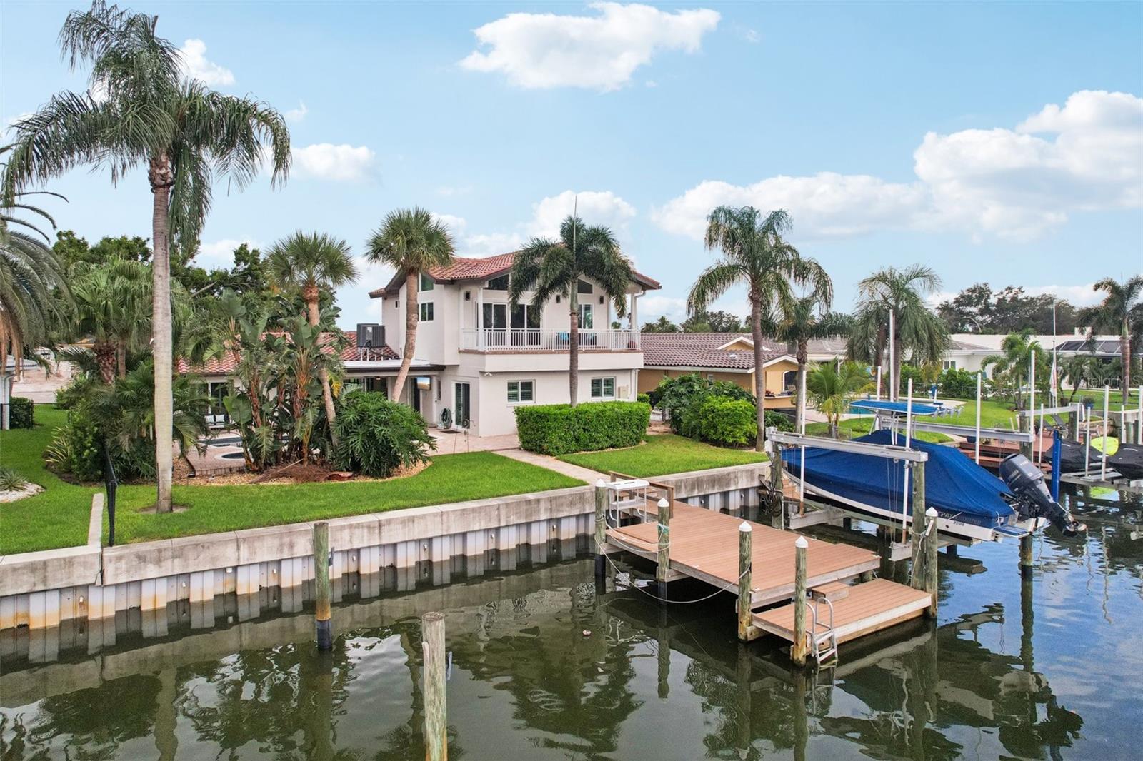 16K Boat Lift