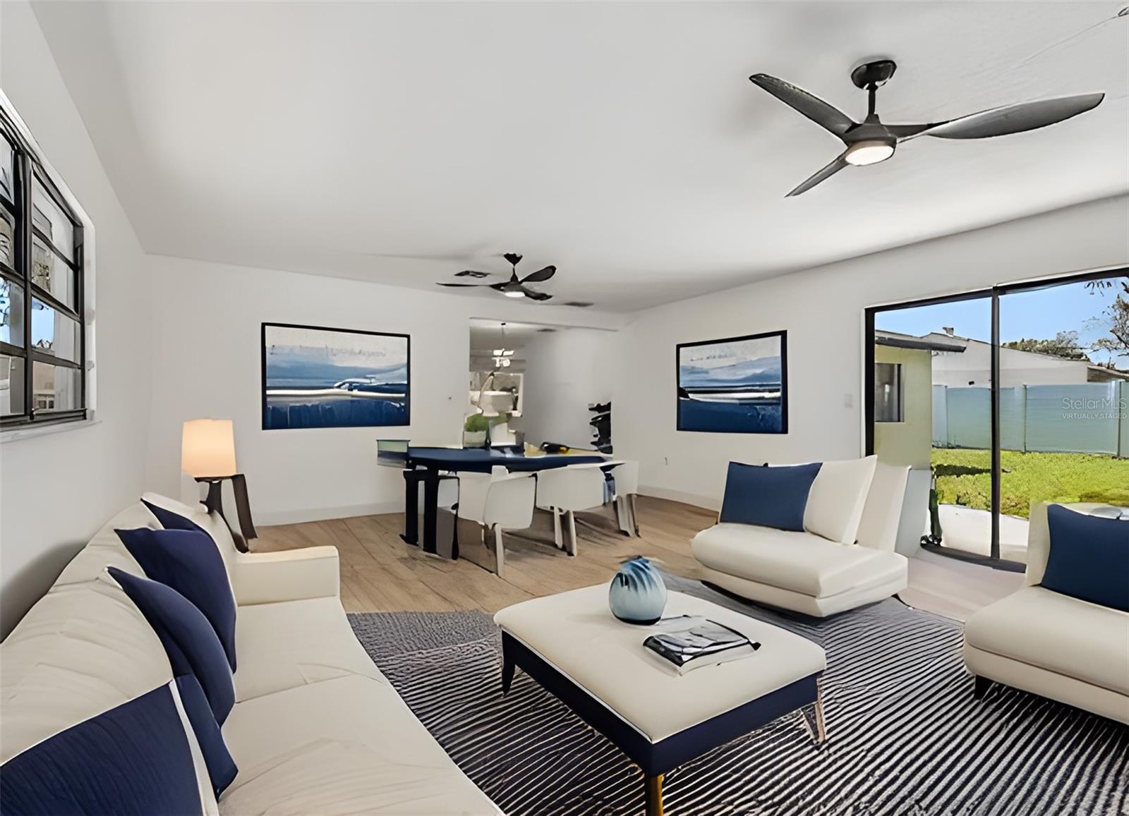 extra large living room (virtually staged)