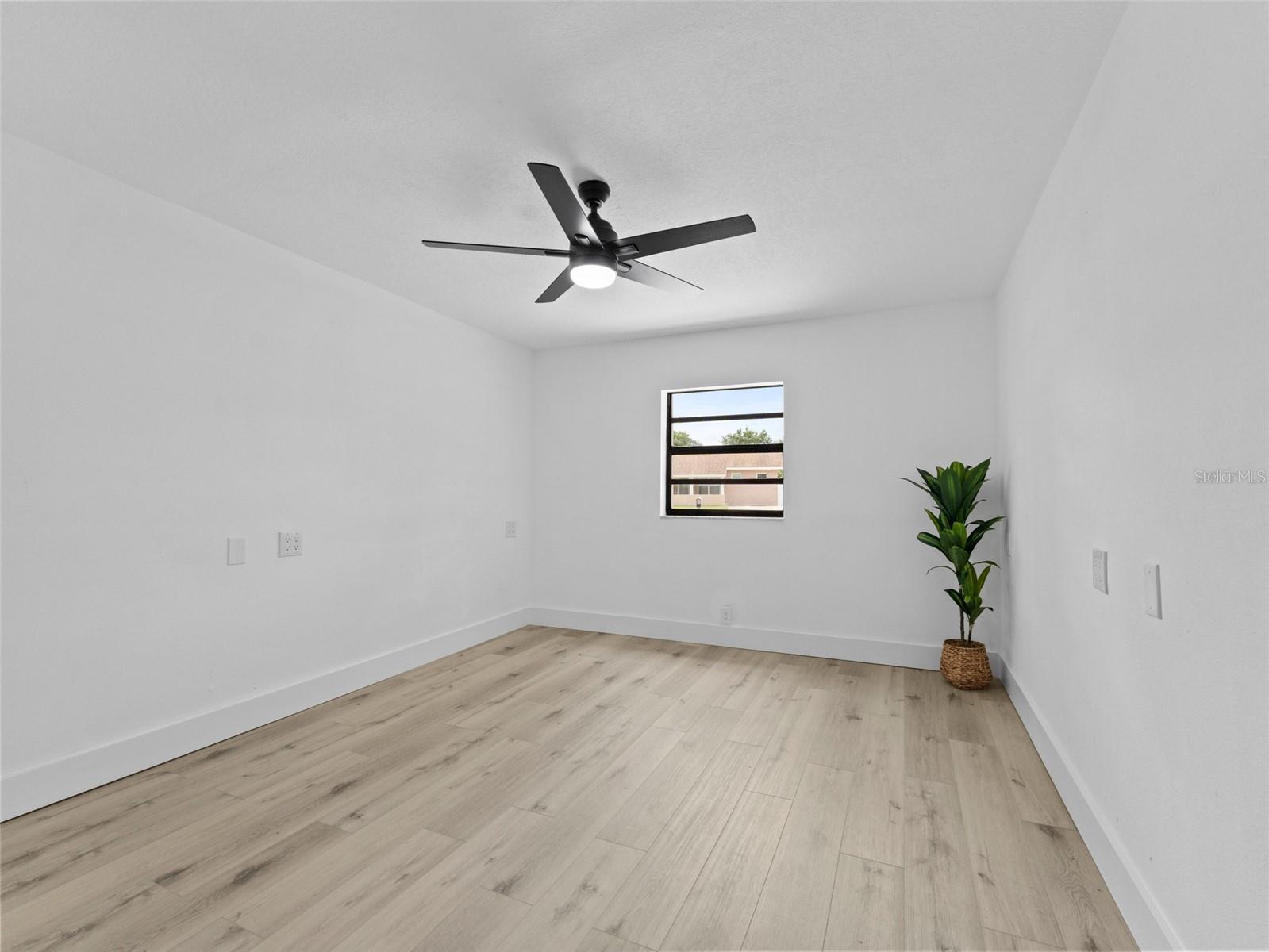 4th bedroom/flex room