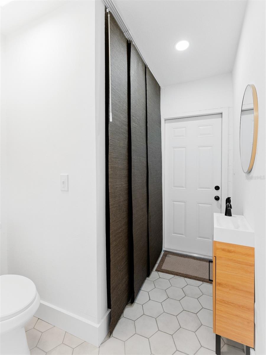 laundry/half bath