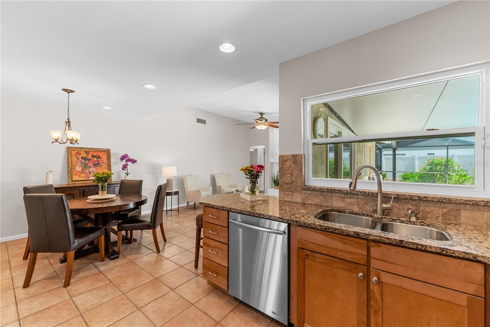 Kitchen/Eat in Kitchen