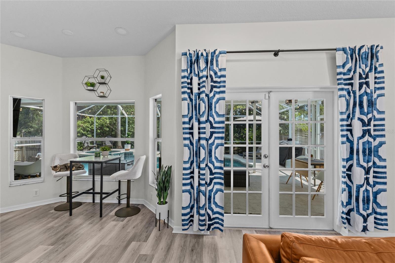 French doors to Pool area