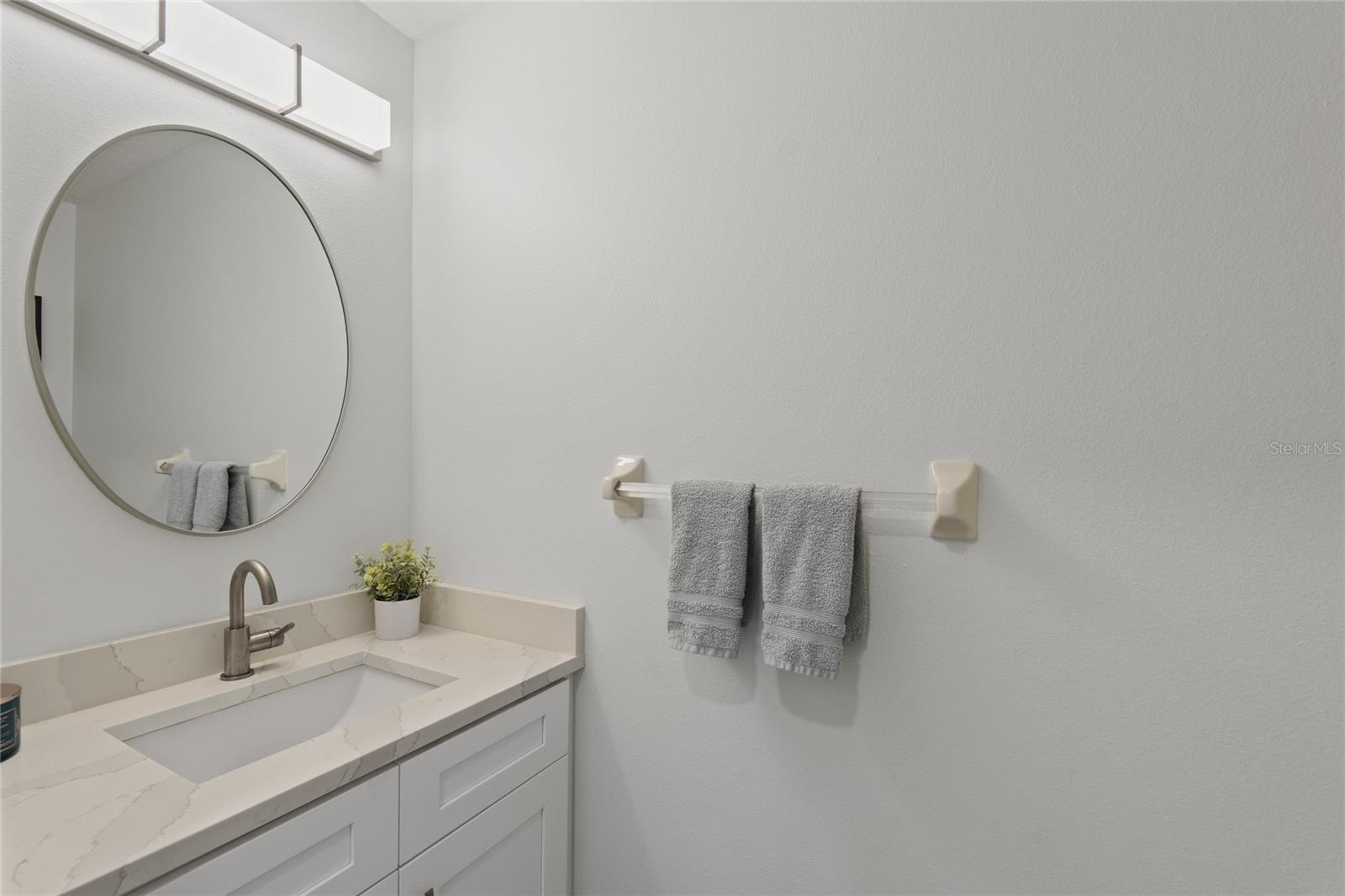 Powder room/1/2 Bathroom on 1st floor