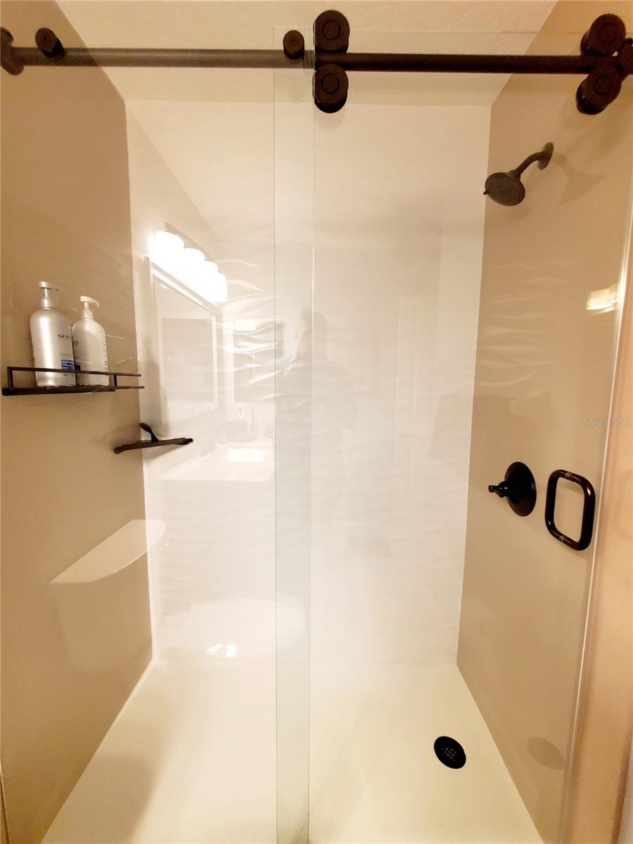 UPDATED GLASS SHOWER
