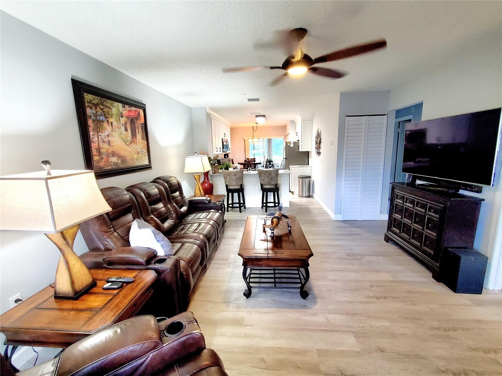 OPEN FLOOR PLAN