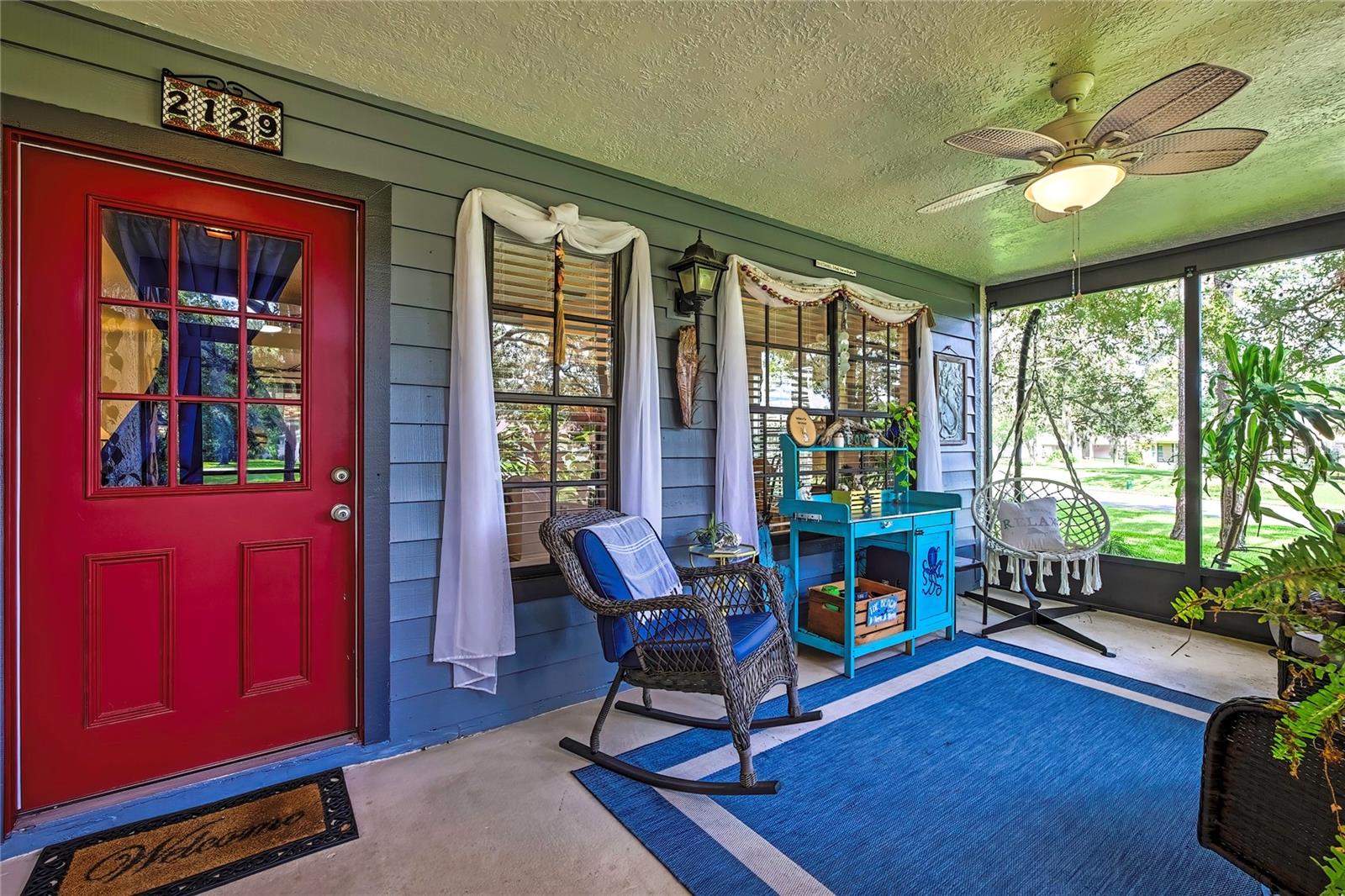 Spacious Screened Front Porch